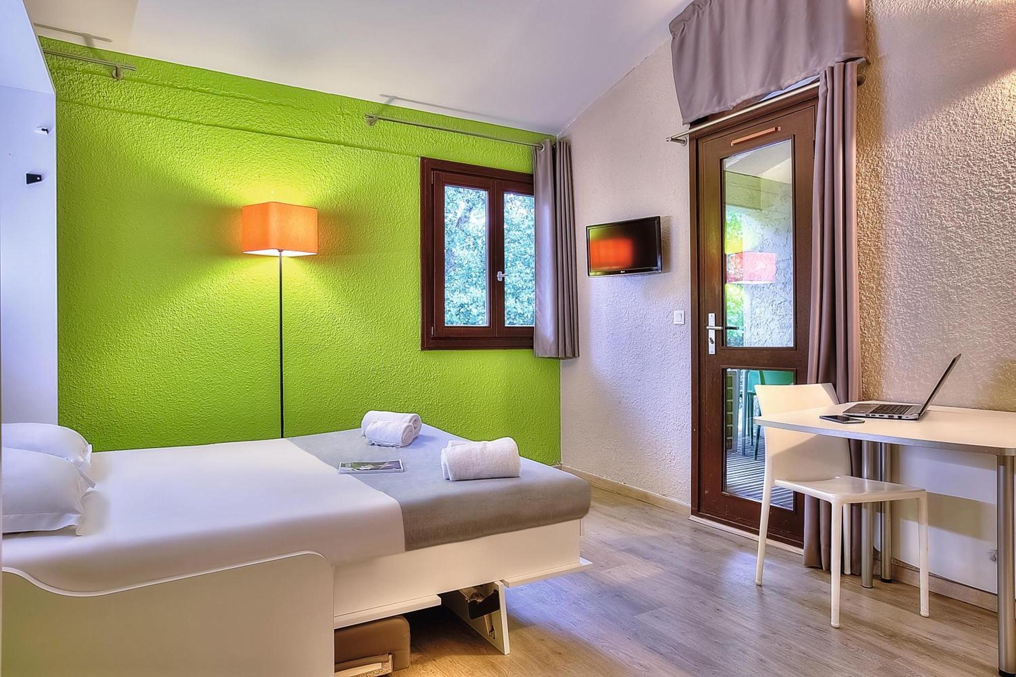 Belambra Clubs La Colle-Sur-Loup - Les Terrasses De Saint-Paul De Vence Hotel Exterior photo